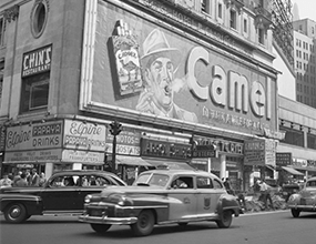 A photo of old-school Las Vegas in the 1930s