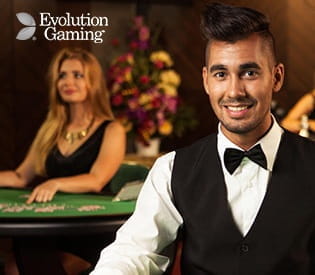 Bild eines Live-Dealers in einem Evolution Gaming-Studio