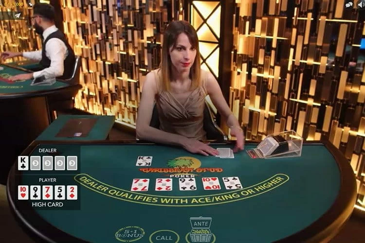 Live Caribbean Stud Poker gameplay screenshot