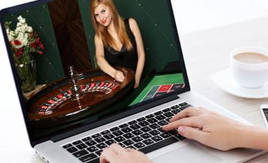 A live online roulette game displayed on a computer screen