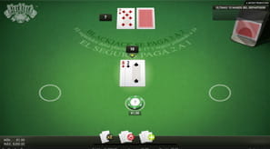 Ejemplo de una mano de blackjack.