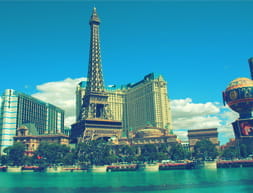 vista de la torre Eifel del hotel Paris en Las Vegas