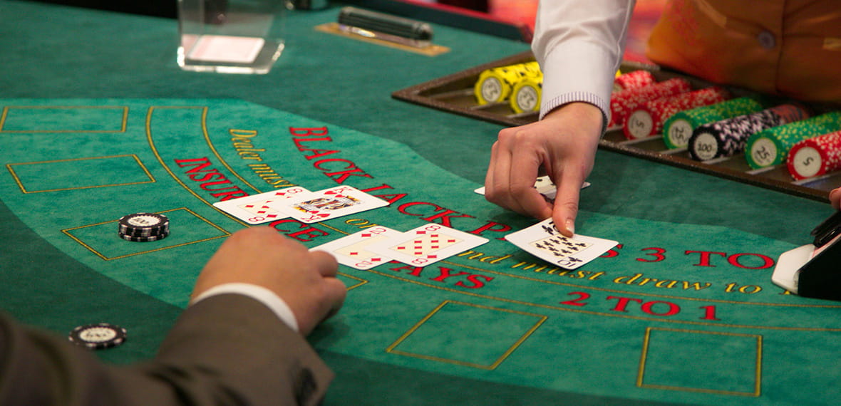 Dealer Taruhan Sisi Blackjack